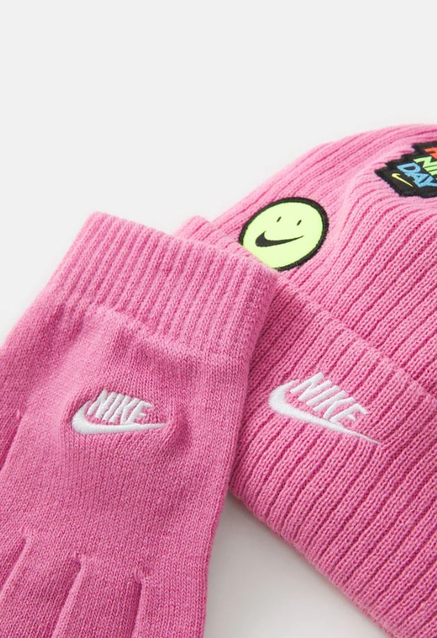 Nike CAPPELLO+GUANTI 8A3135-ACG FUXIA