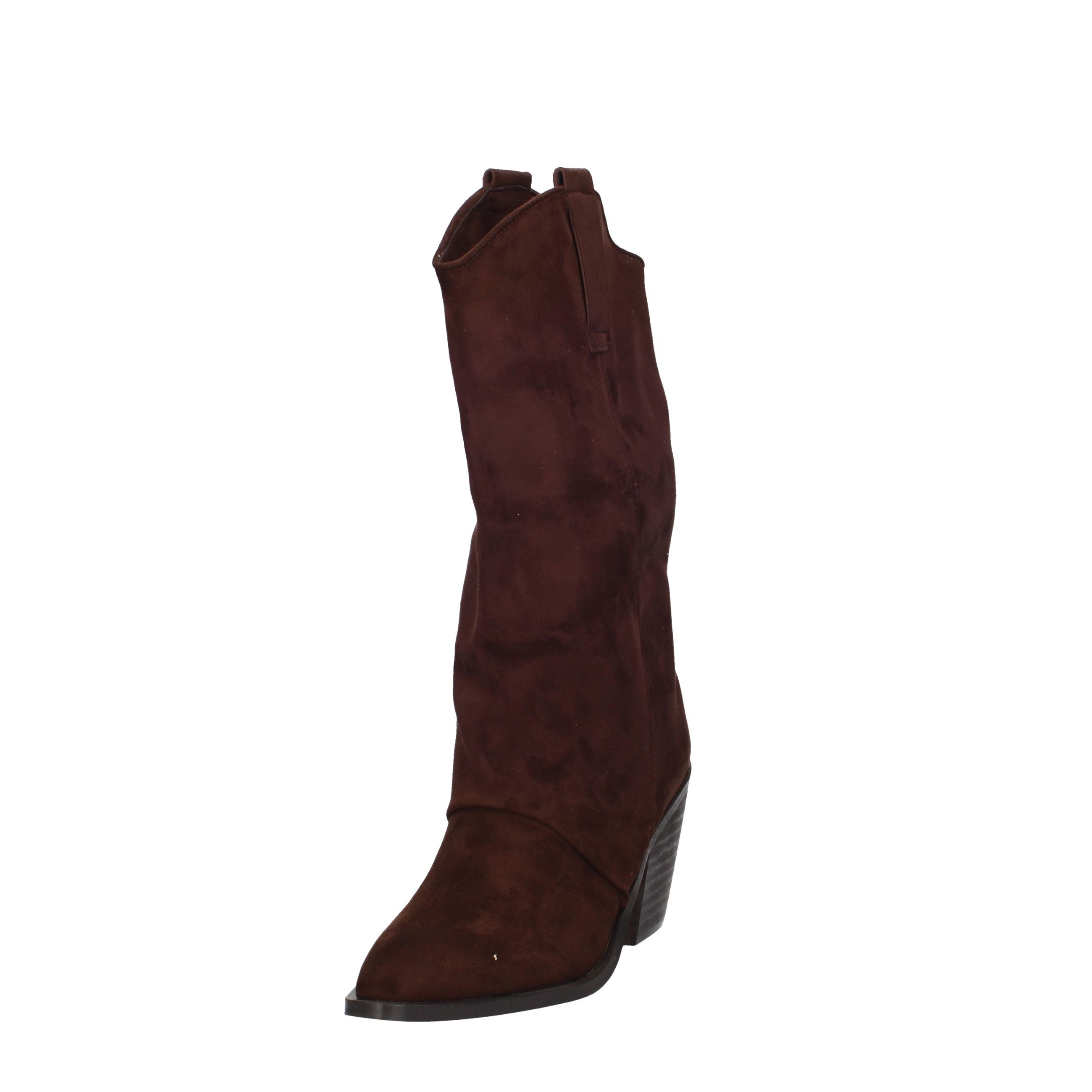 CORINA  M6781