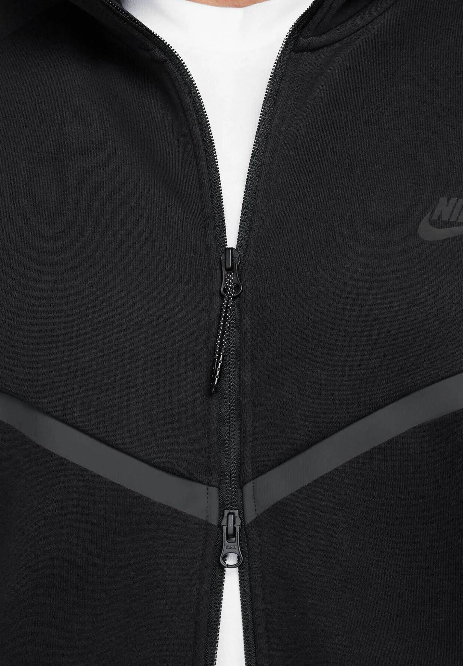 Nike TECH FLEECE HV0949-010