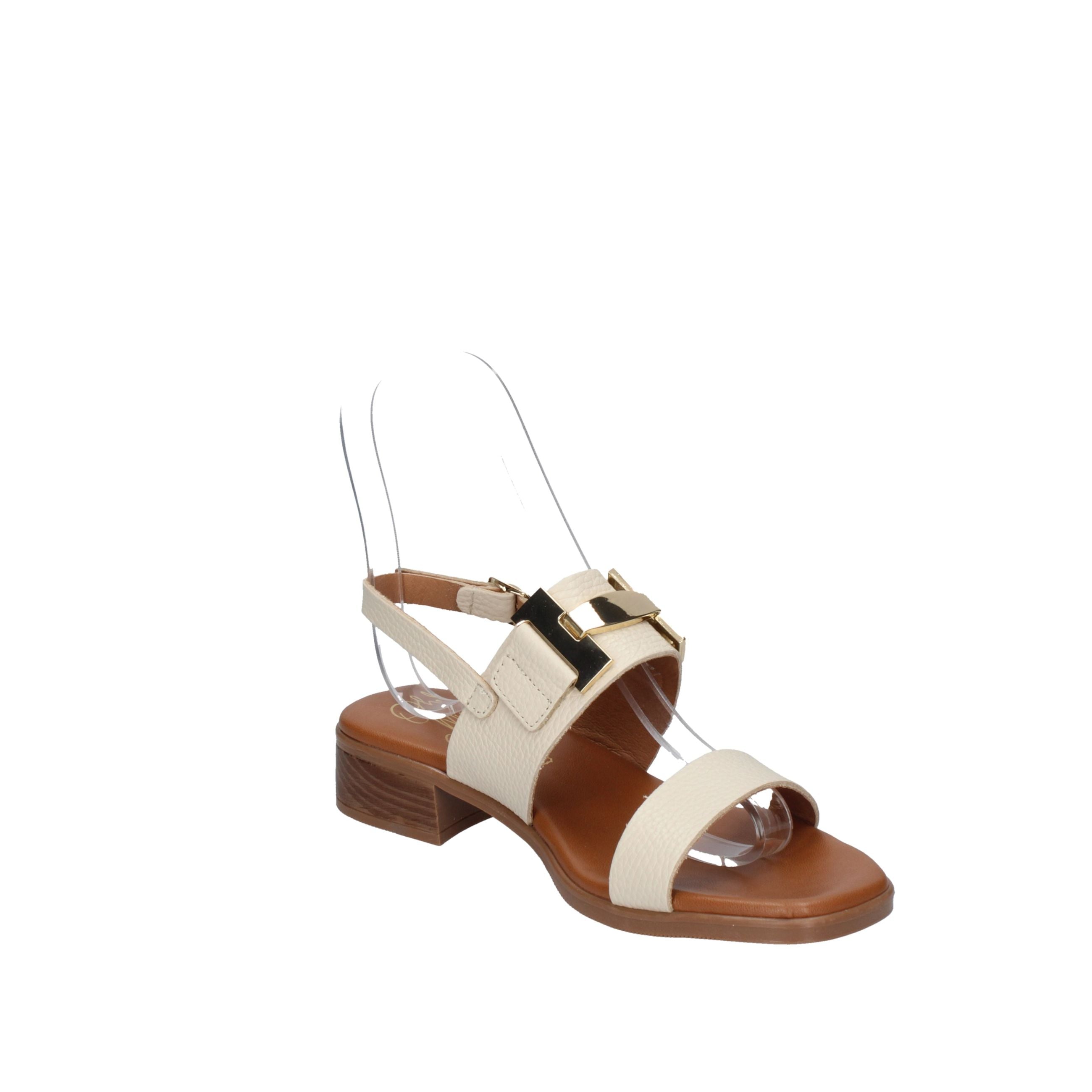 OH MY SANDALS  5892