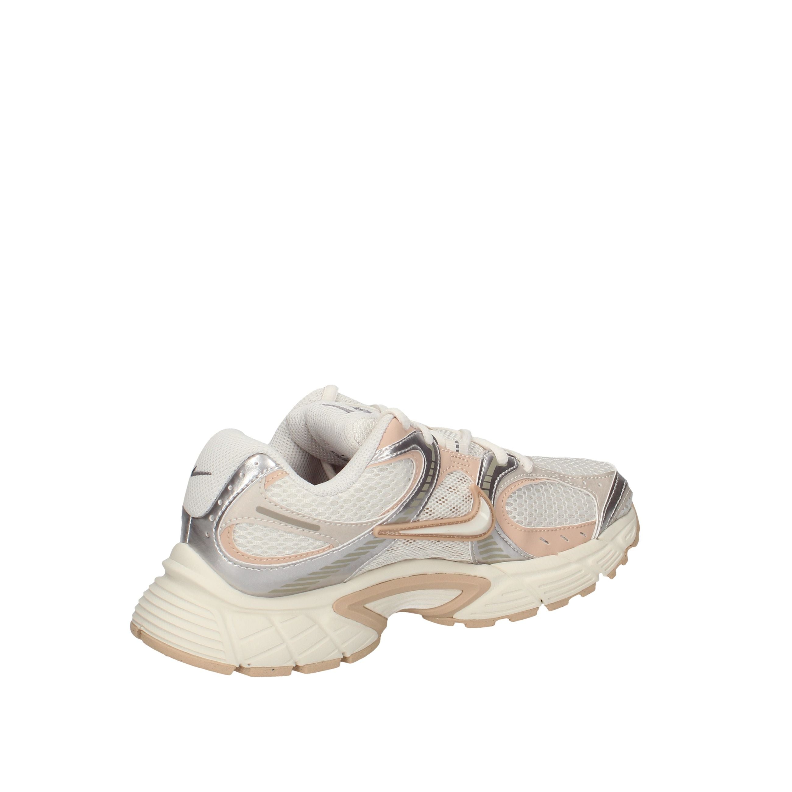 Nike V5 RNR HQ7901-012