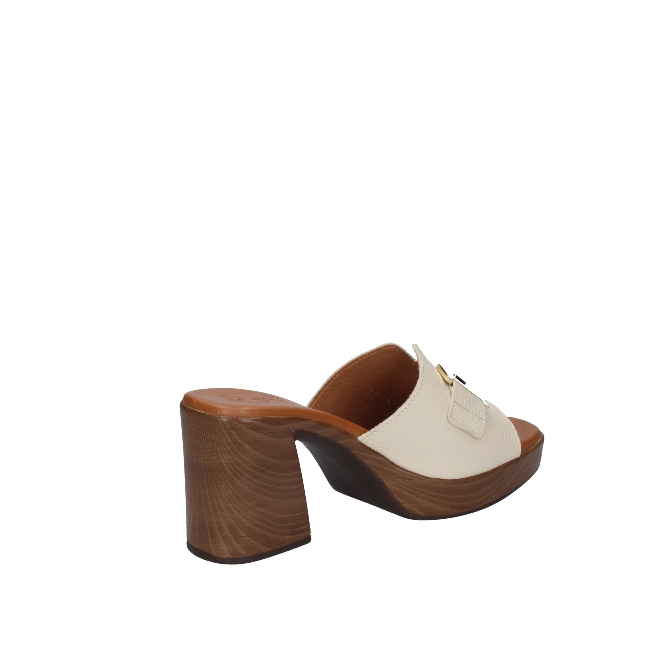 OH MY SANDALS  5930