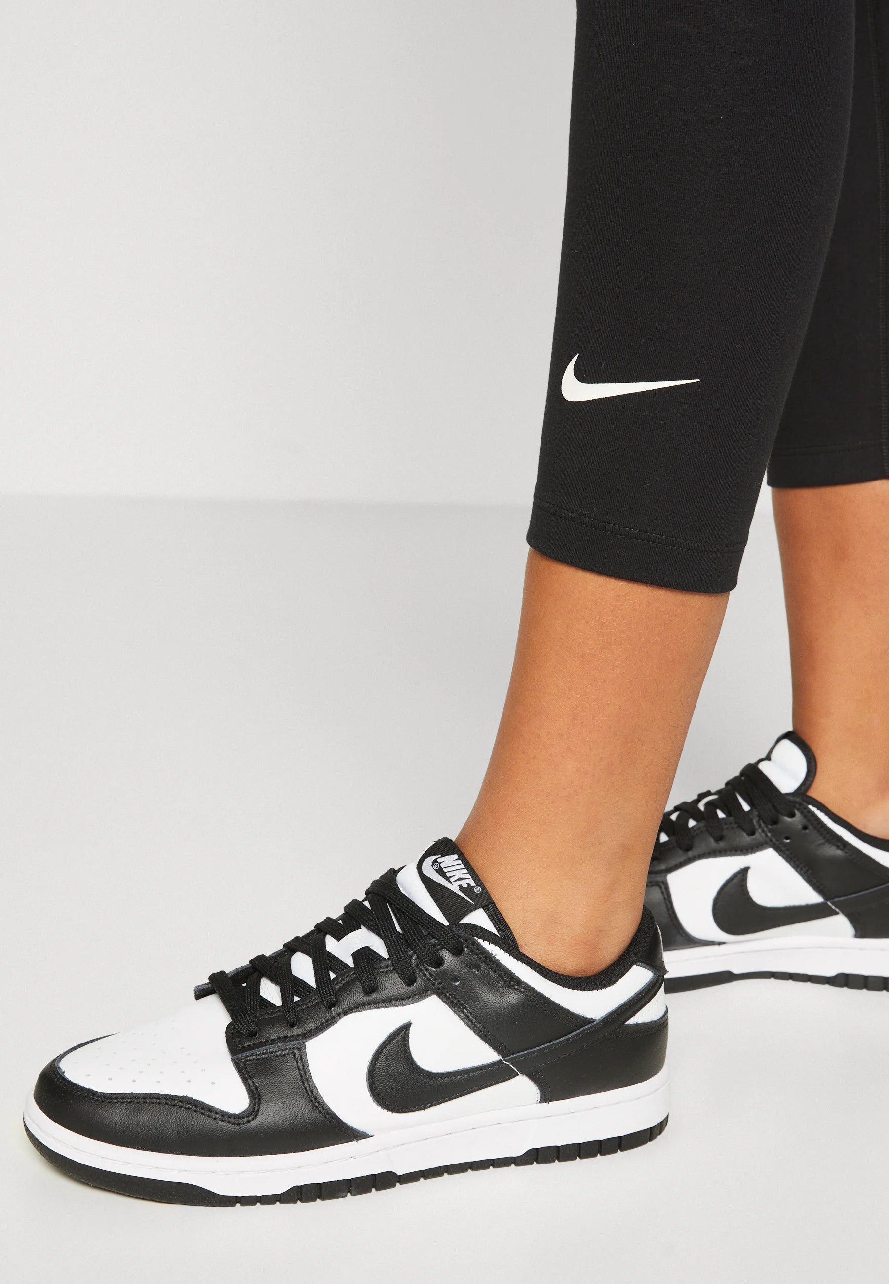 Nike Sportswear Classic DV7789-010