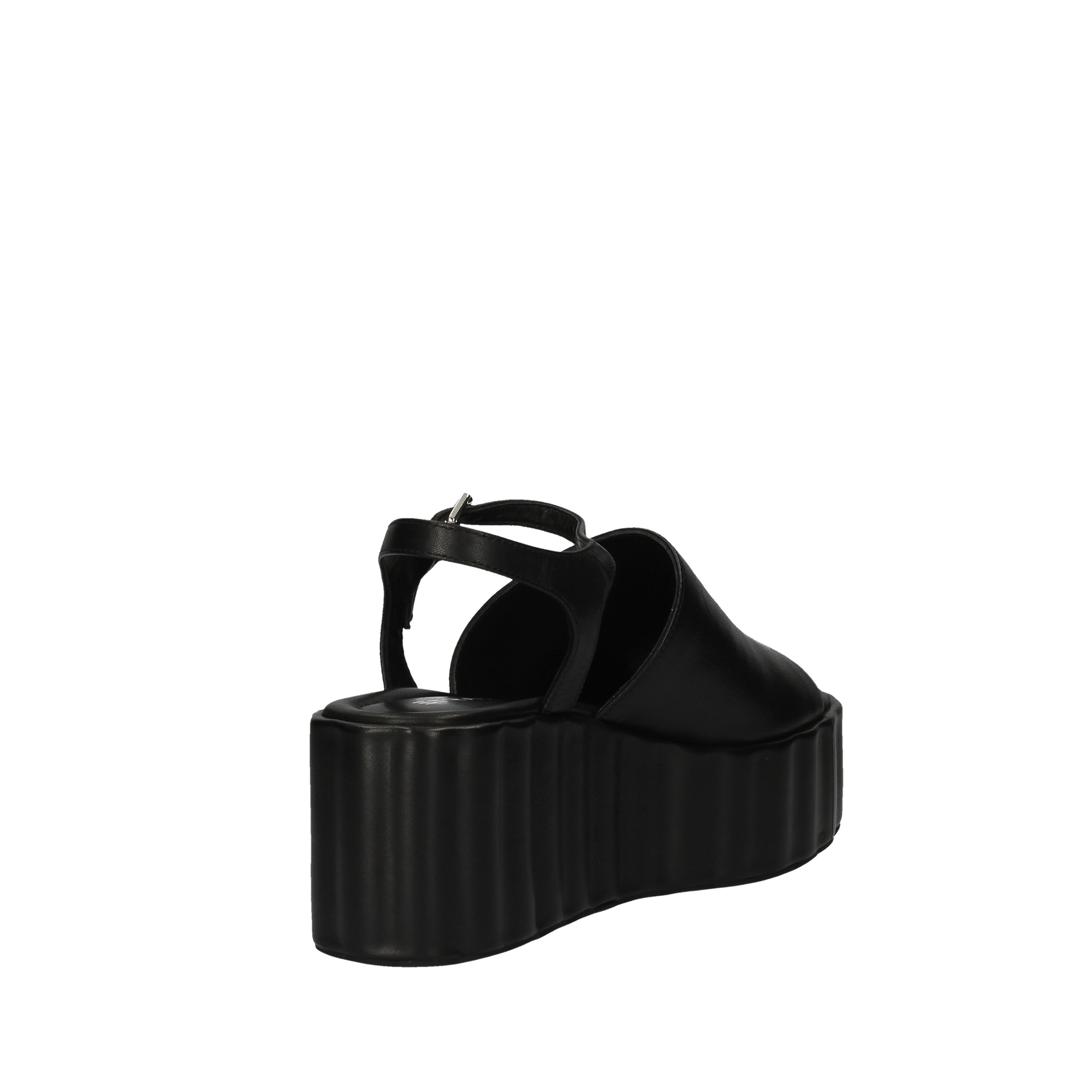 strategia sandali w19