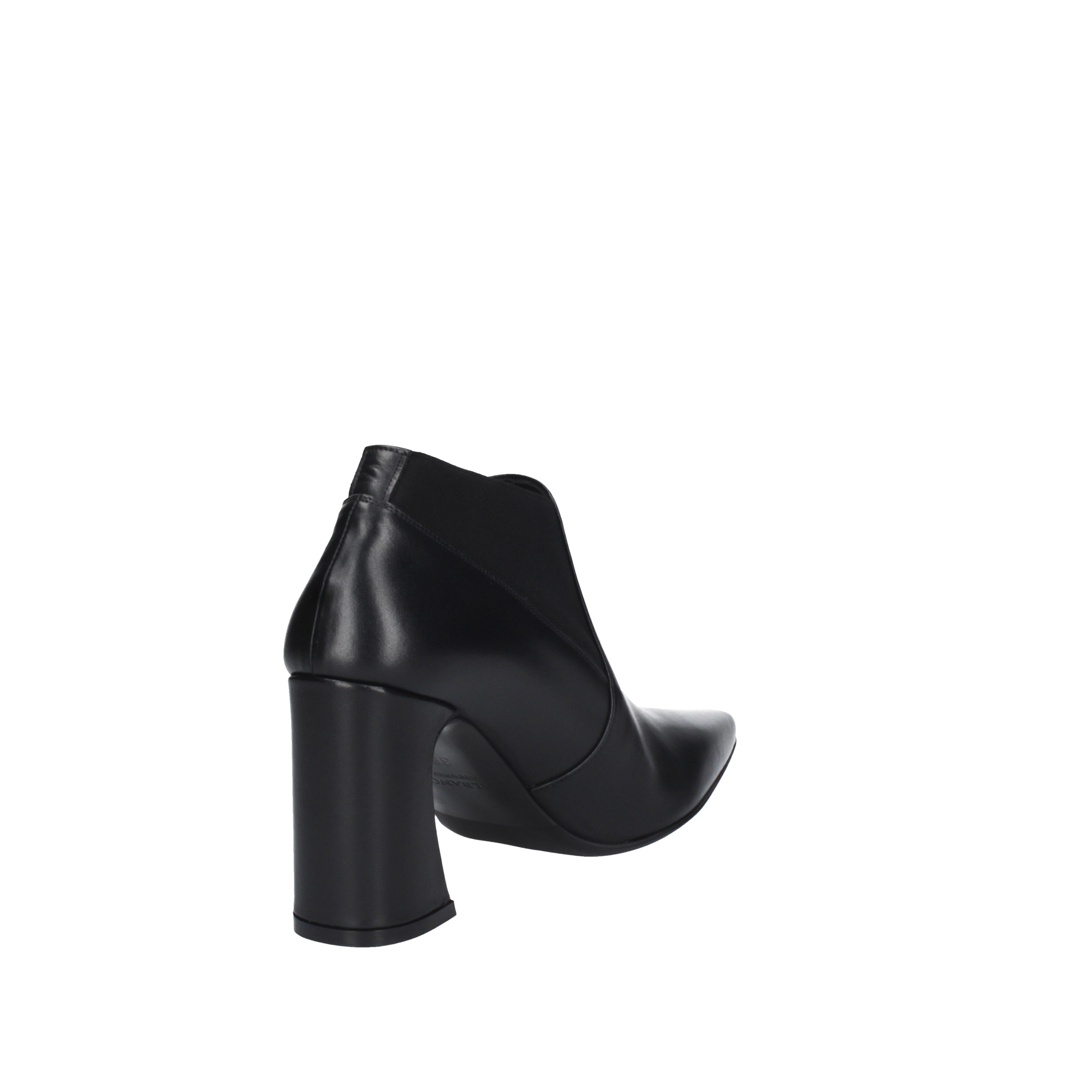 albano tronchetto in pelle nero 2829