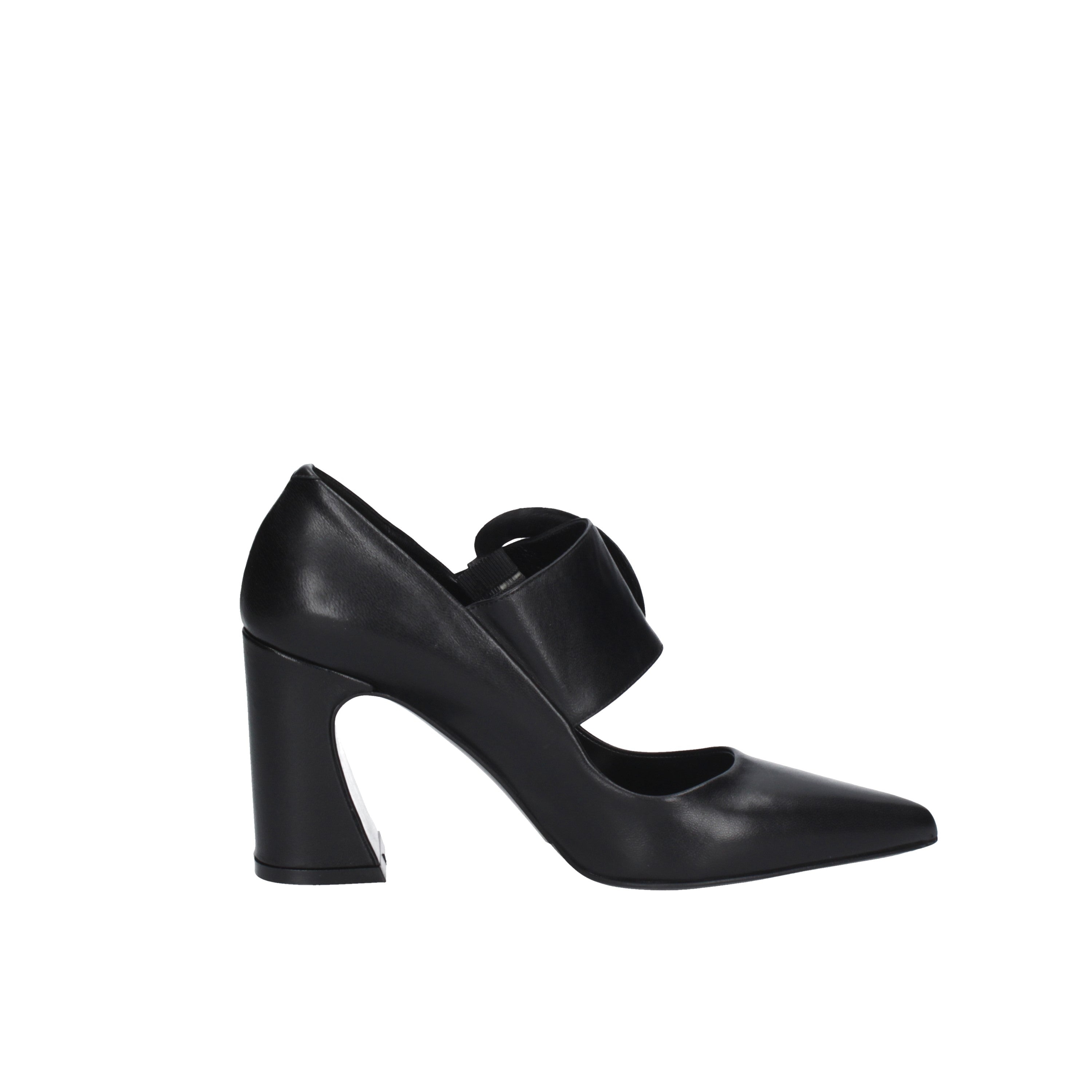 albano decollete' in pelle nero 2832