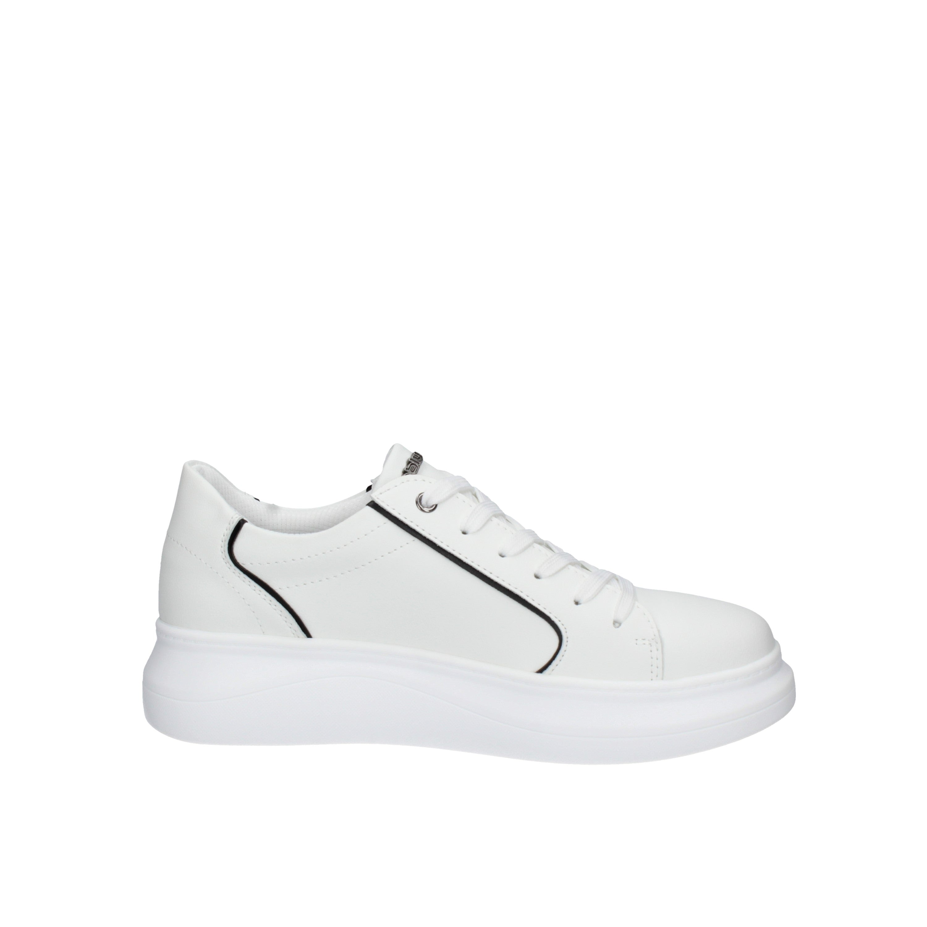 inblu sneakers in 382