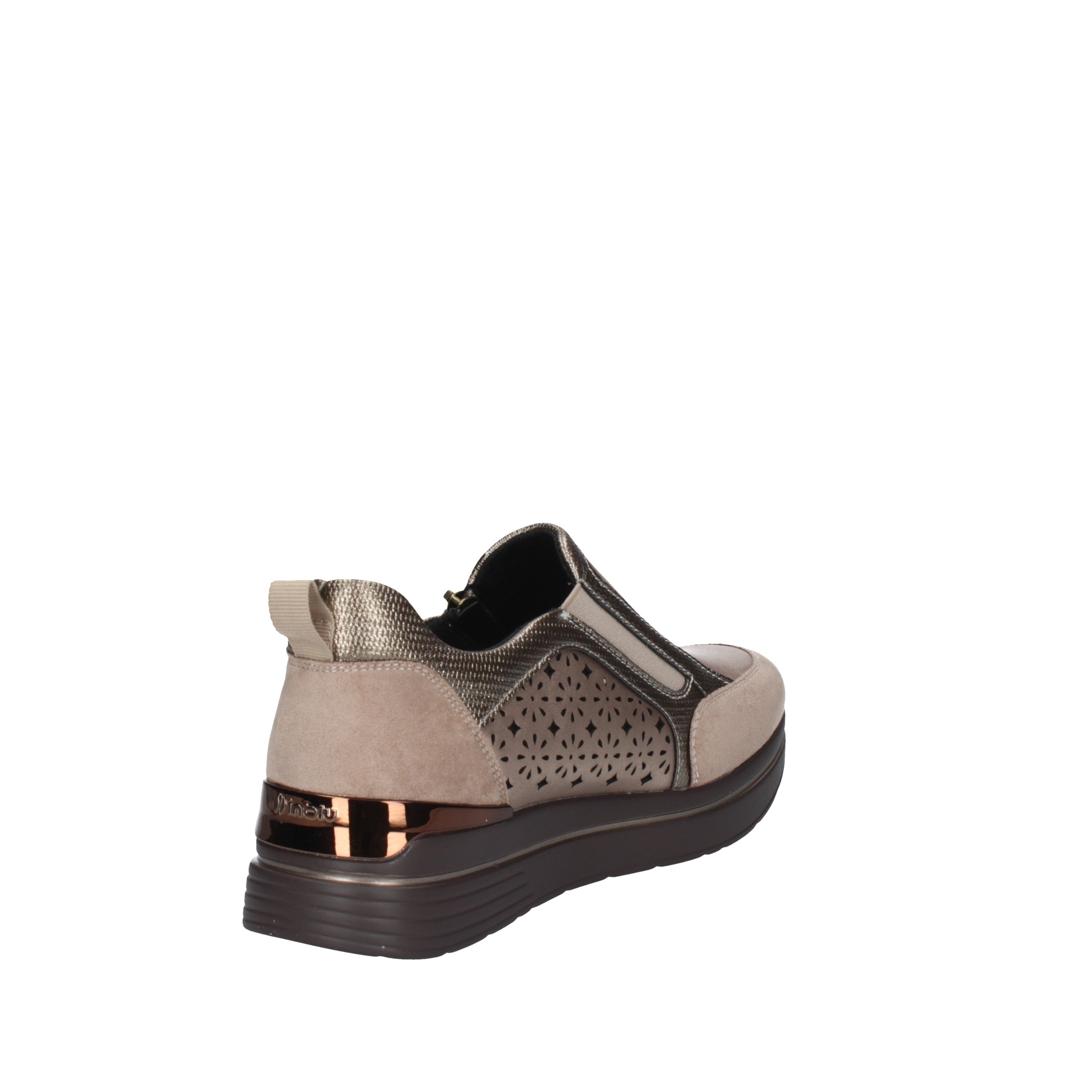 inblu slip on in 389