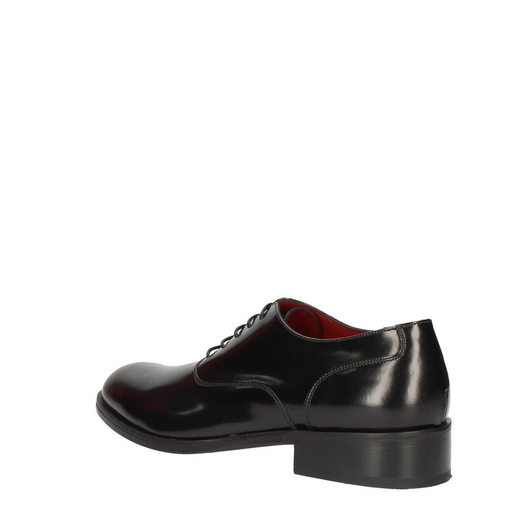 marini stringata spazzolato nero fre