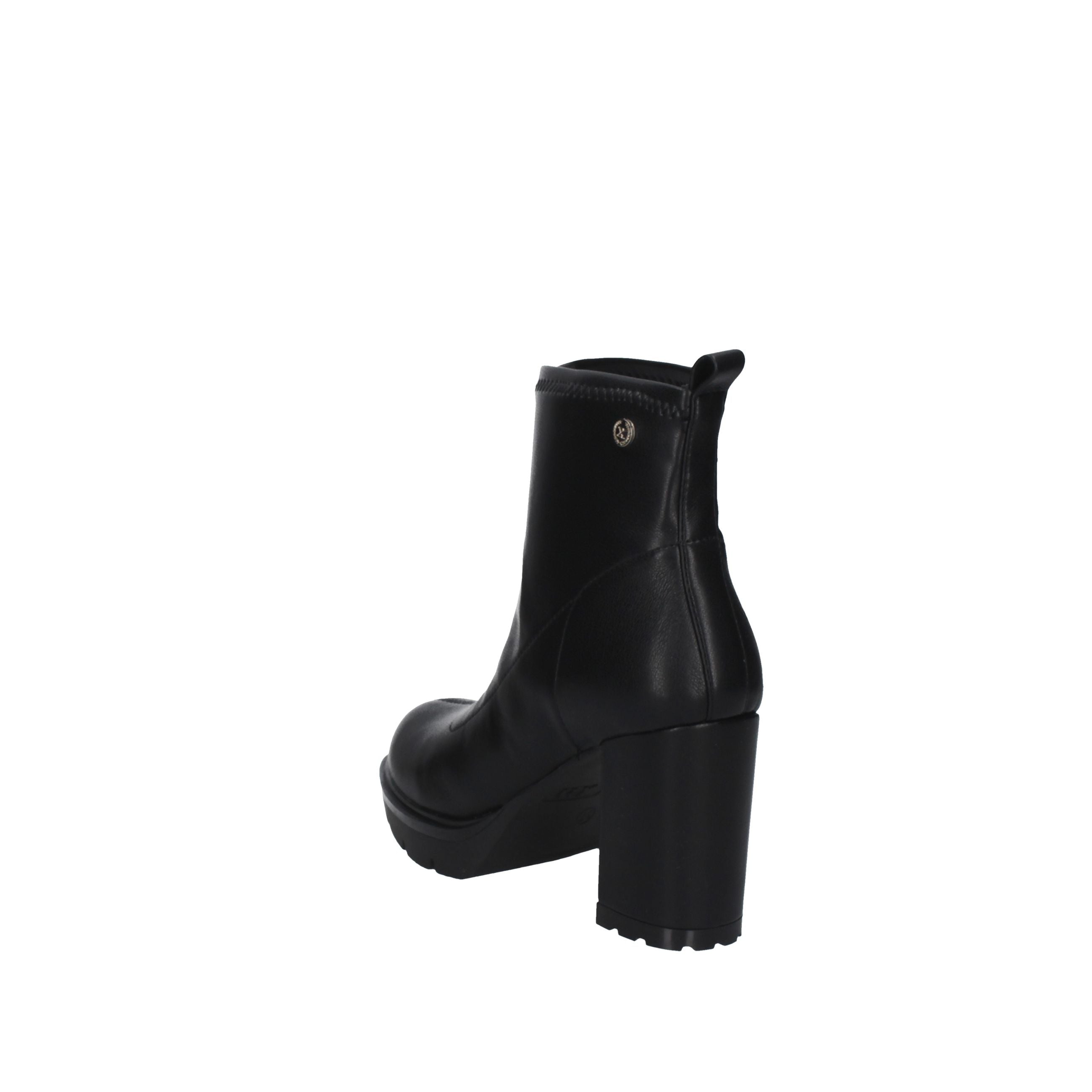 Xti Scarpe 144735 Nero