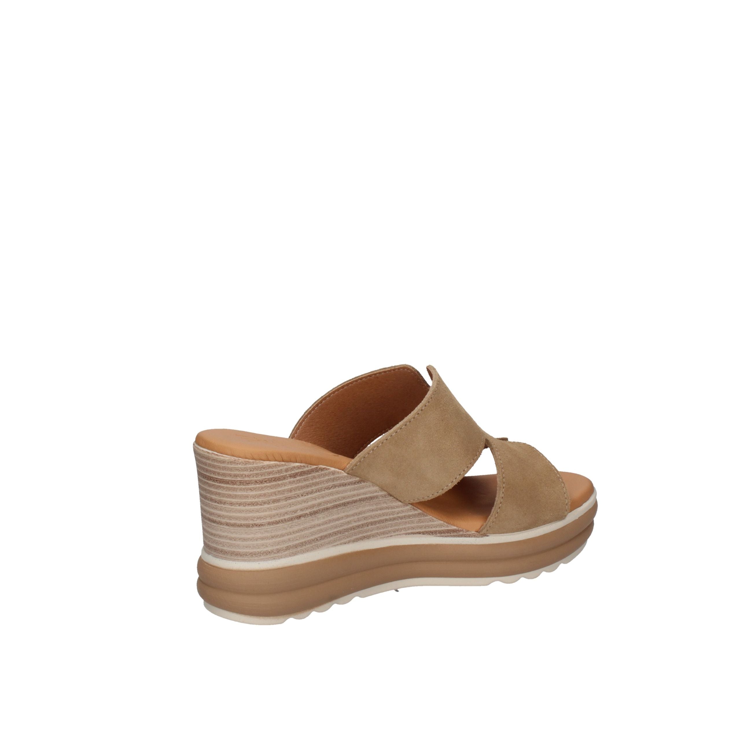 OH MY SANDALS  6000