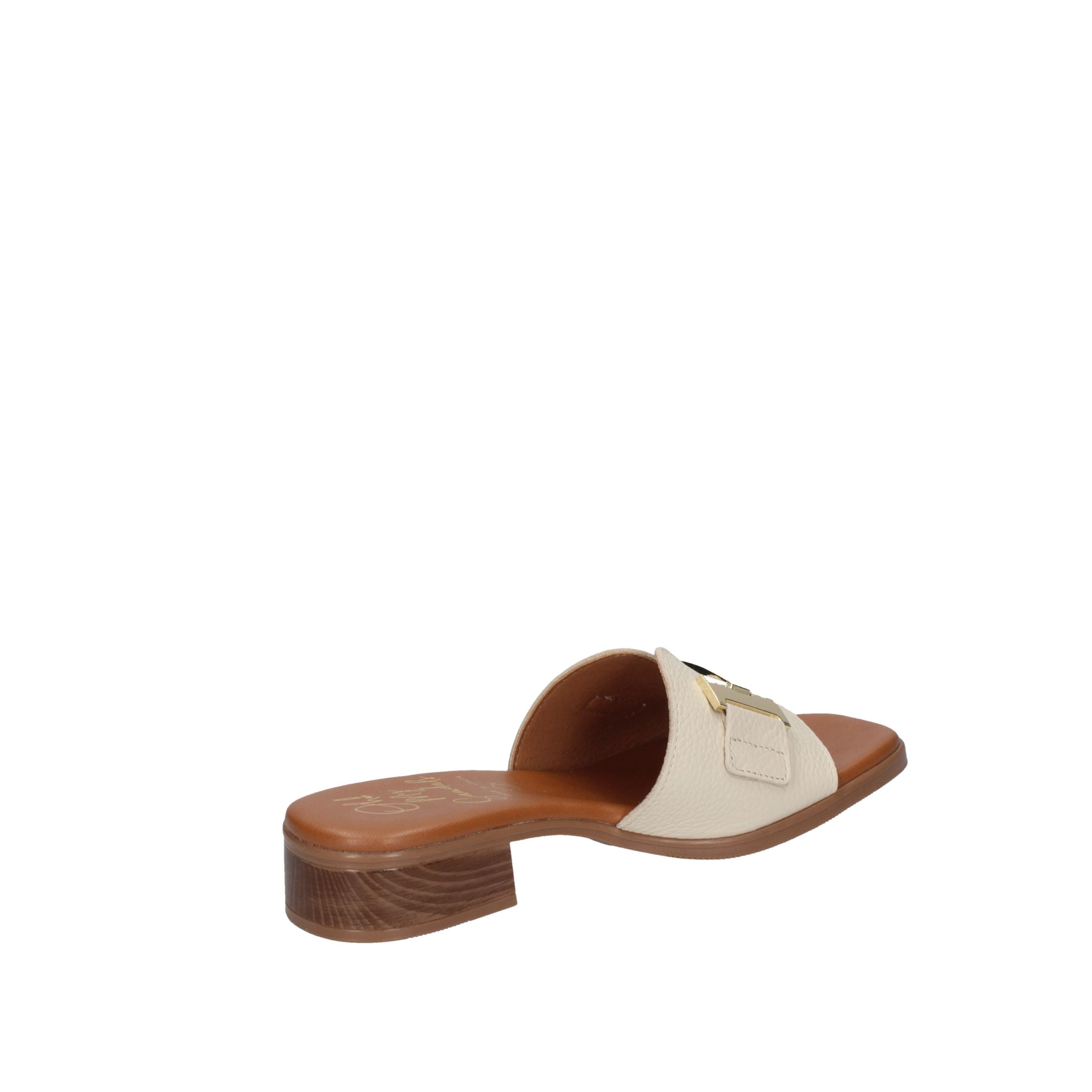 OH MY SANDALS  5890