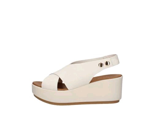 INUOVO  123031 Crema