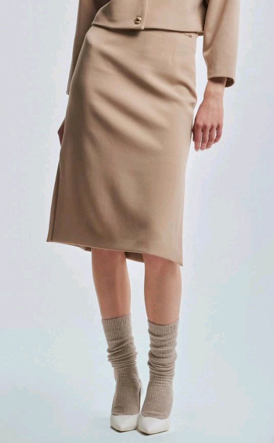 kocca gonna dritta dalla linea essenziale solas