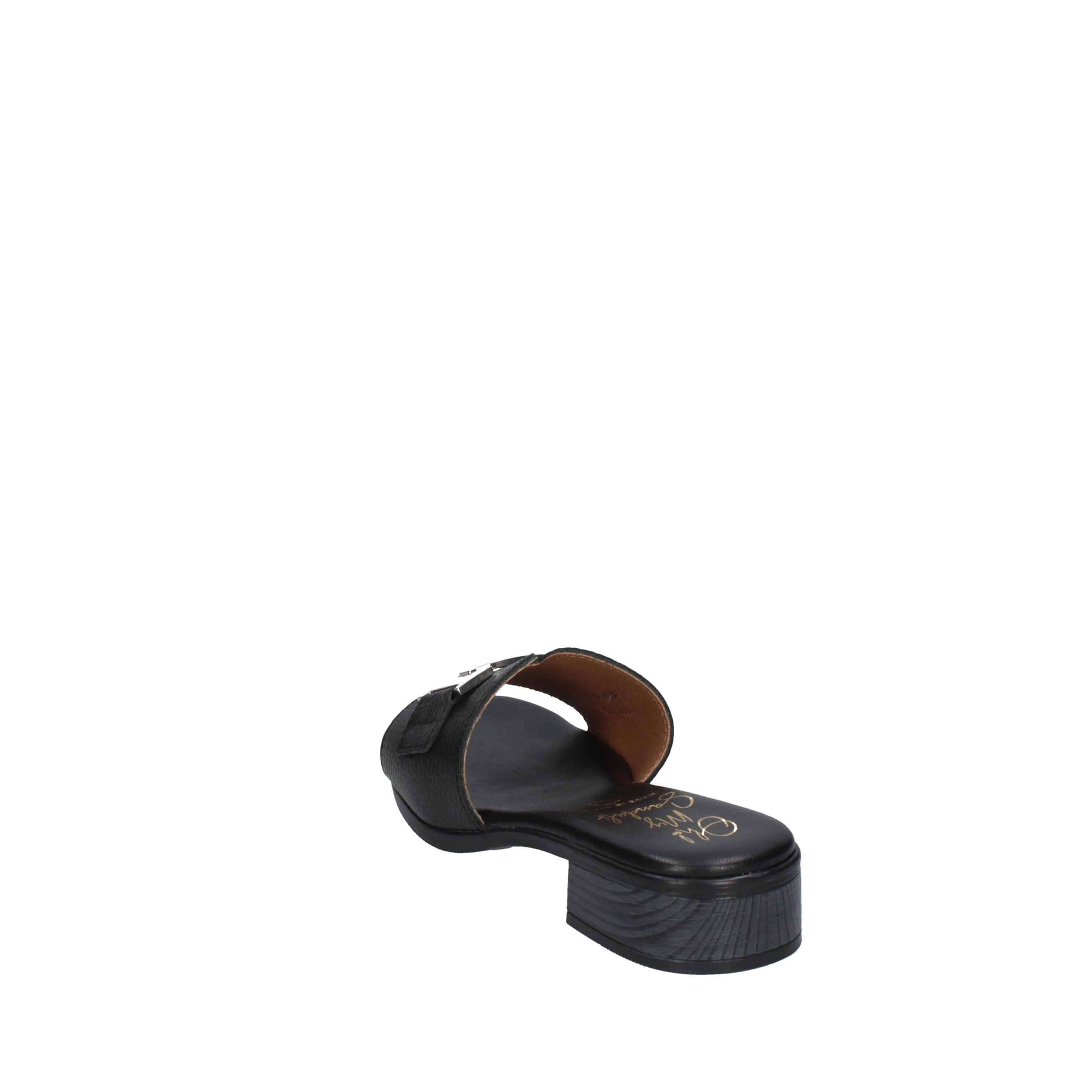 OH MY SANDALS  5890