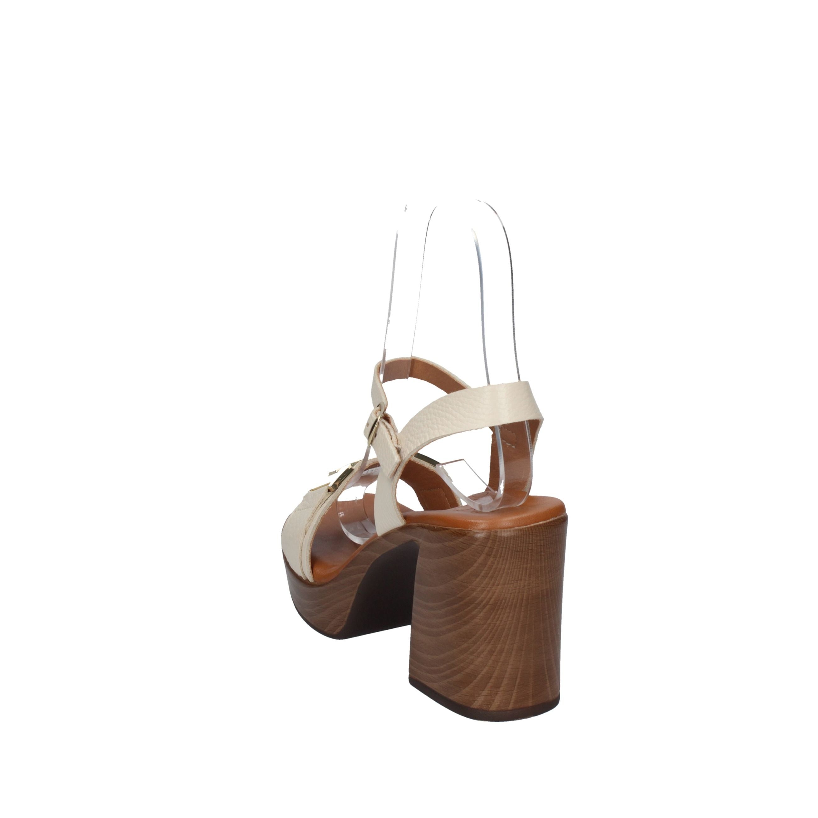 OH MY SANDALS  5931