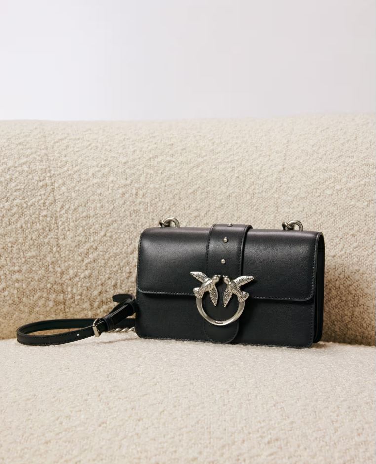  NUOVA COLLEZIONE
Pinko