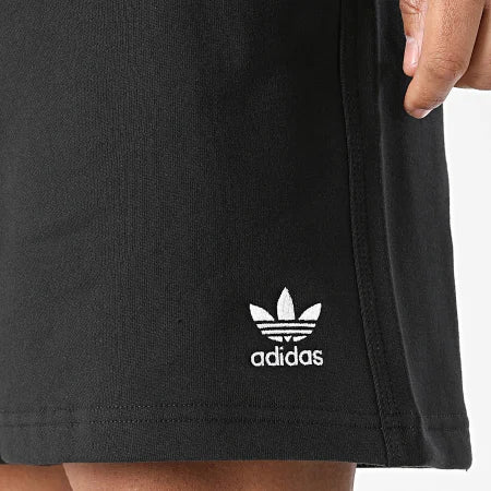 Adidas ESS SHORT KC7900