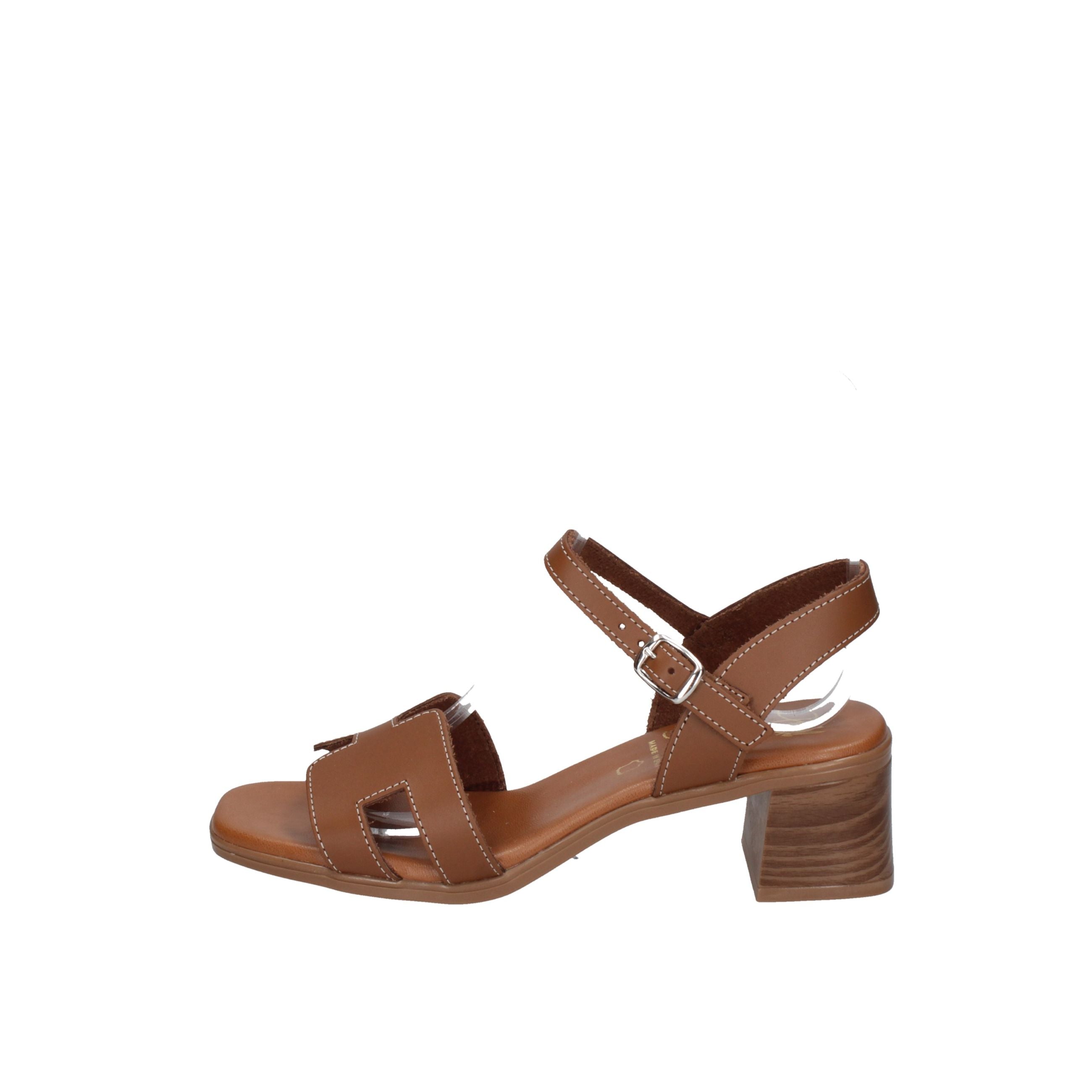 OH MY SANDALS  5901
