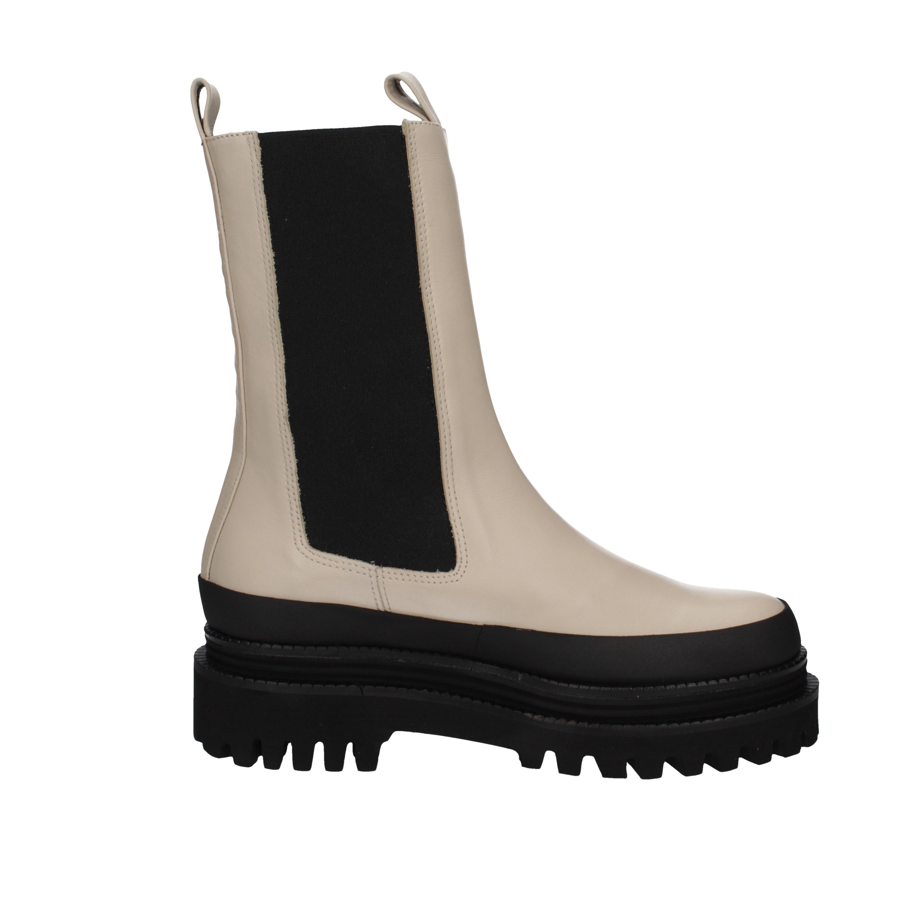 paloma barcelo' tronchetto carmen