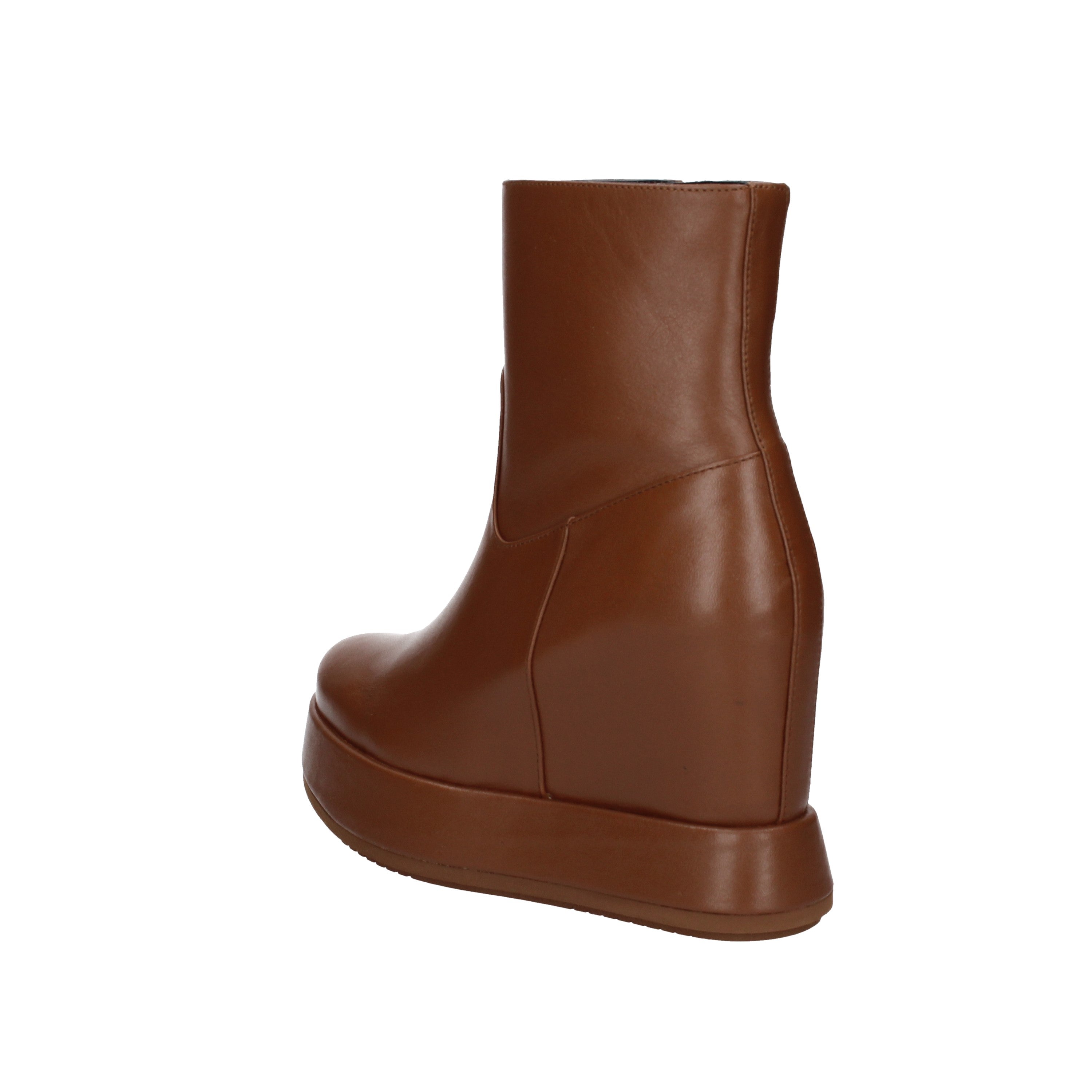 paloma barcelo' tronchetto ivey