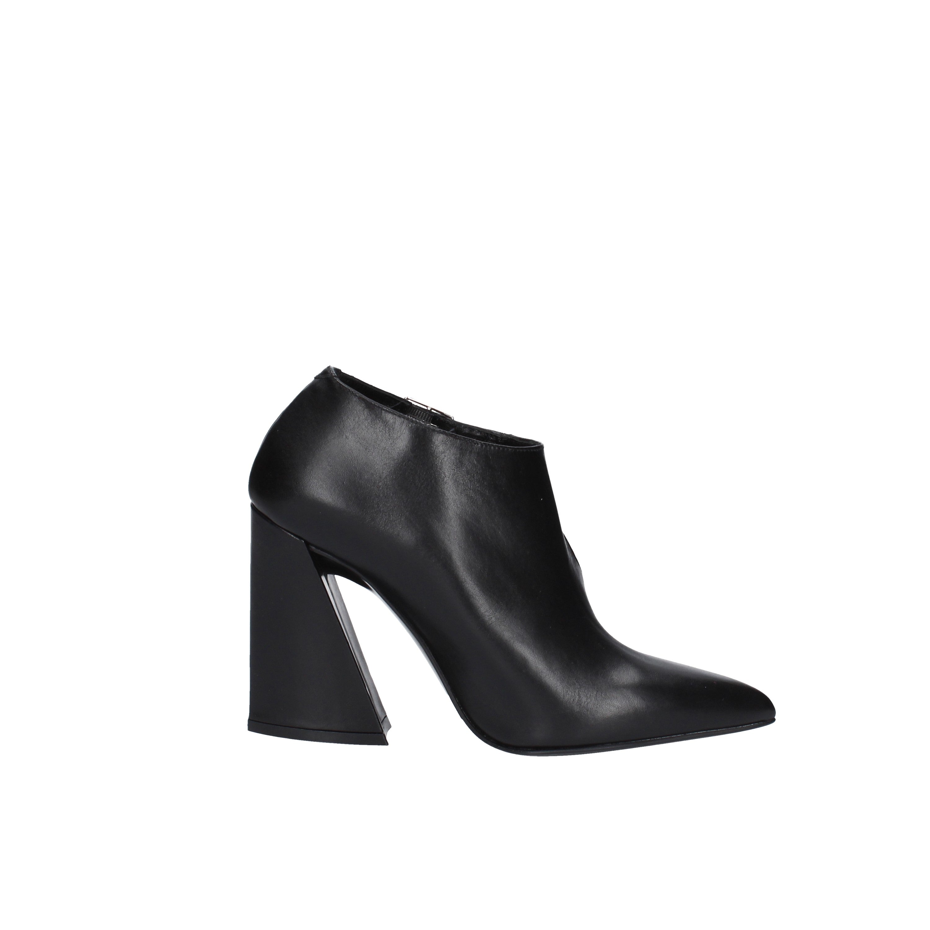 albano decollete' in vitello nero 2584