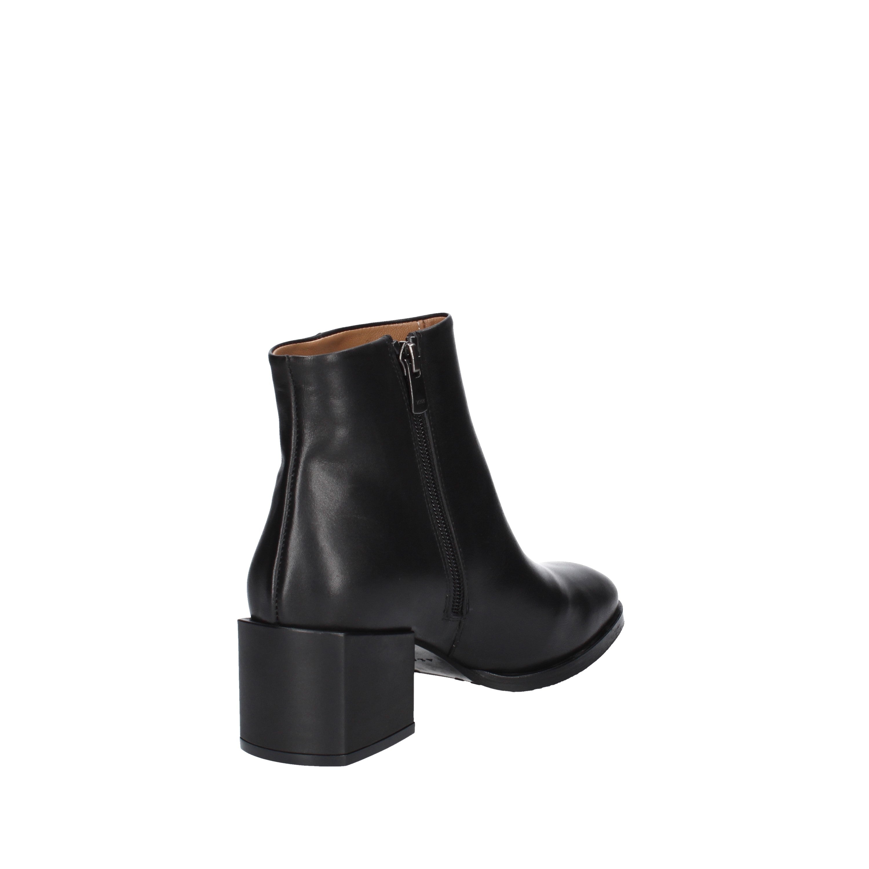 albano tronchetto in vitello nero 2611