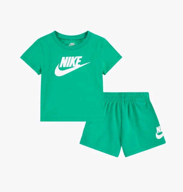 nike t-shirt + pantaloncino 86l596-e5d